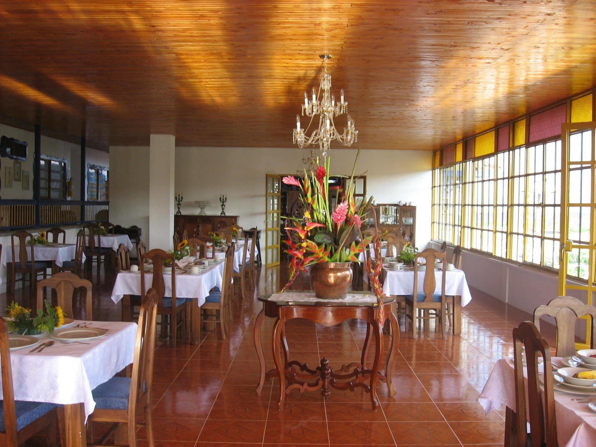 מונטנגרו Finca Hotel Los Girasoles מראה חיצוני תמונה