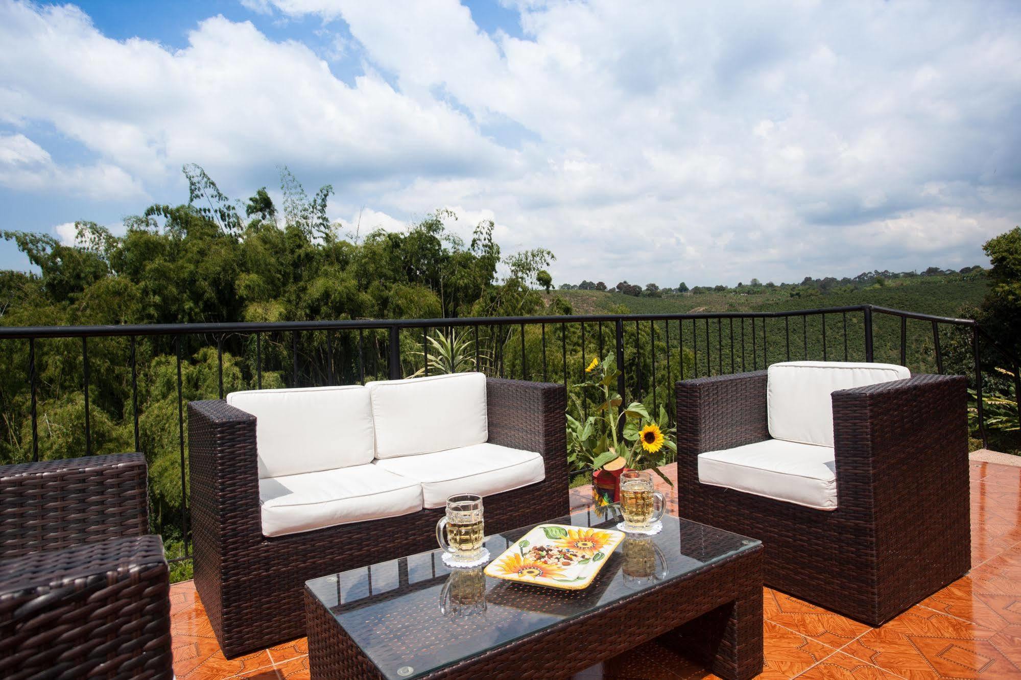 מונטנגרו Finca Hotel Los Girasoles מראה חיצוני תמונה