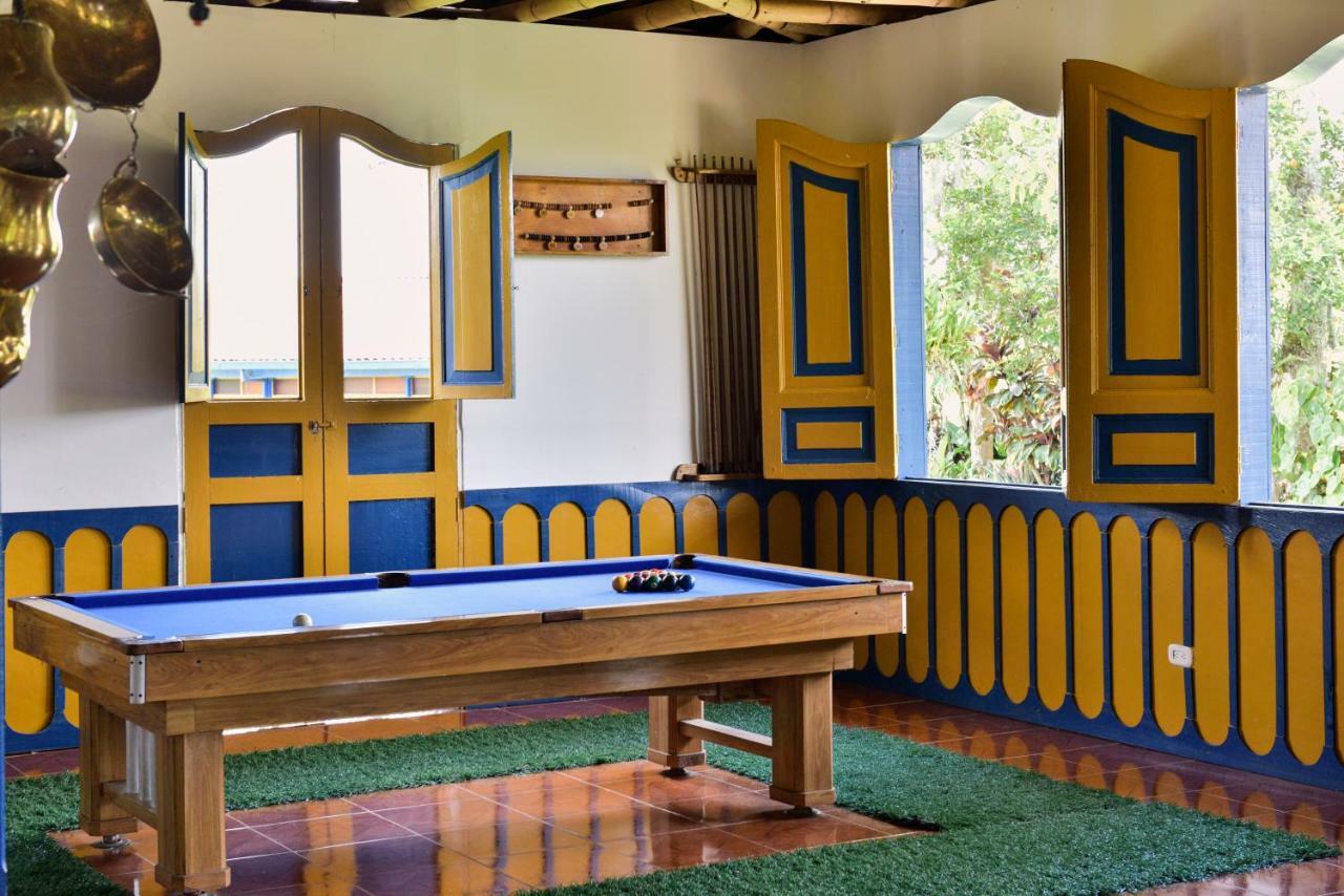 מונטנגרו Finca Hotel Los Girasoles מראה חיצוני תמונה